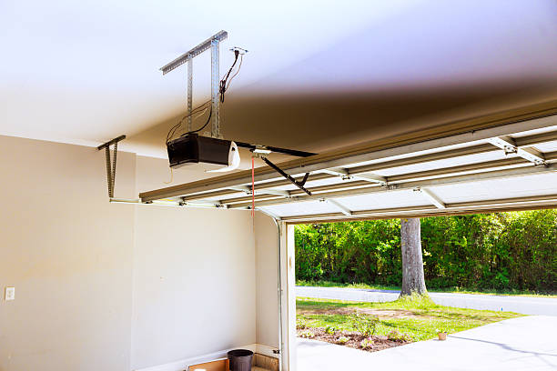 Top rated local Garage Door Panel Replacement specialists in Corcoran, MN